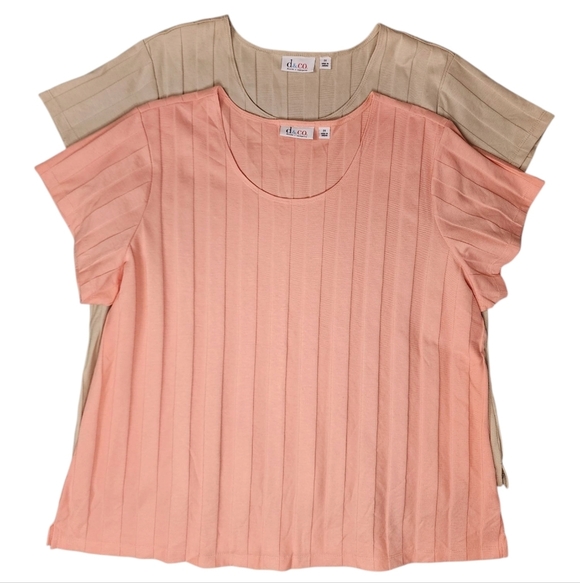 d&co Tops - D&Co Women's Short Sleeve Ribbed Tops - Lot of 2 Peach and Tan 2X